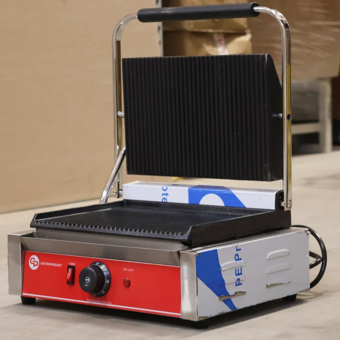 Grill kontaktowy elektryczny Panini | CGP-820 | OUTLET